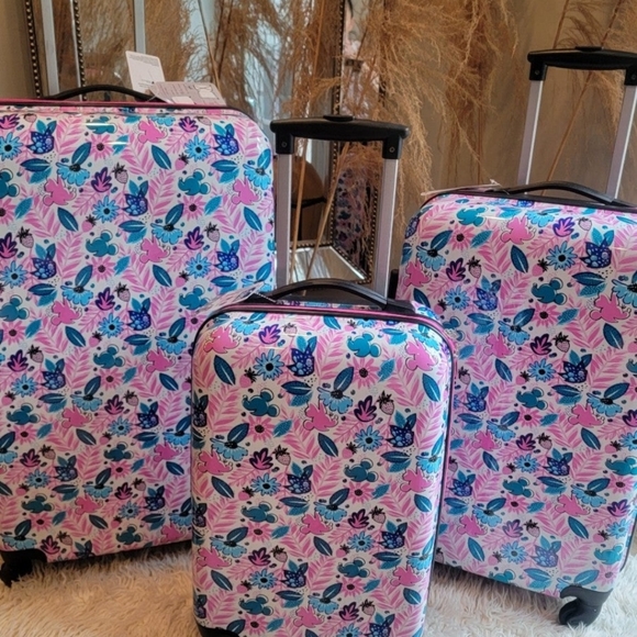 Disney's Mickey Mouse Hawaiian 1-Piece Hardside Spinner Luggage 24" - Picture 7 of 10